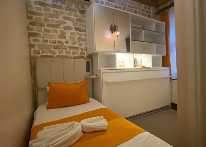 The Astra Ξενοδοχείο