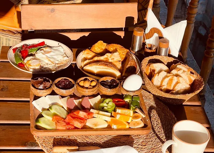 The Astra Κωνσταντινούπολη