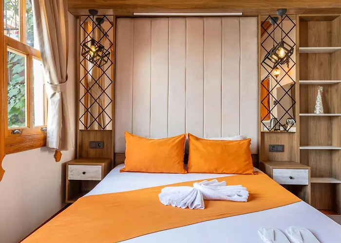 The Astra Ξενοδοχείο