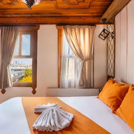 The Astra Ξενοδοχείο